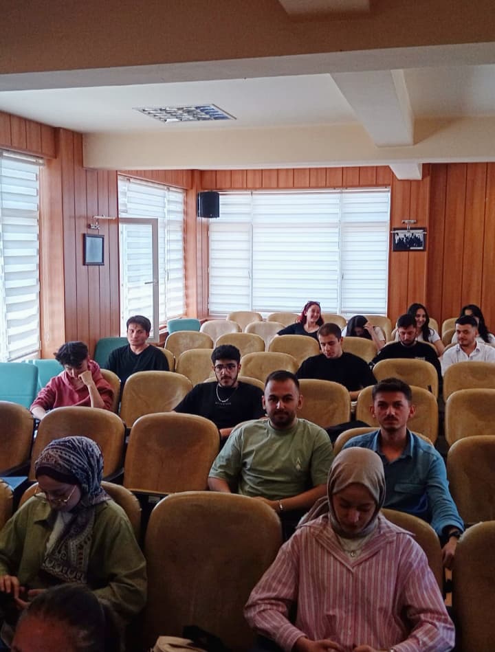 Yalova MYO Öğrencilerine “Evlilik Öncesi Eğitim” Semineri
