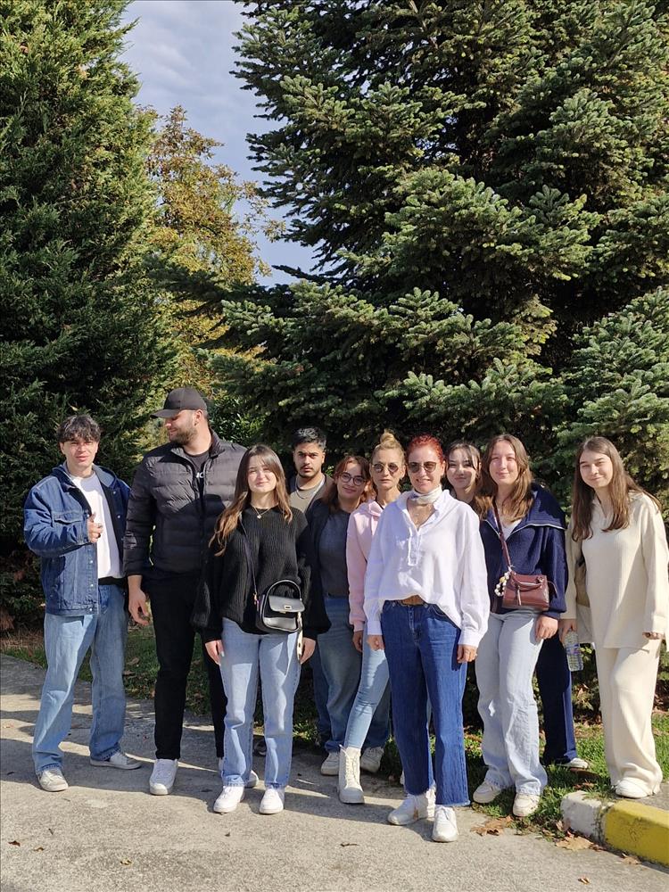 Park ve Bahçe Bitkileri Bölüm Öğrencileri Teknik Gezilere Hızla Başladı